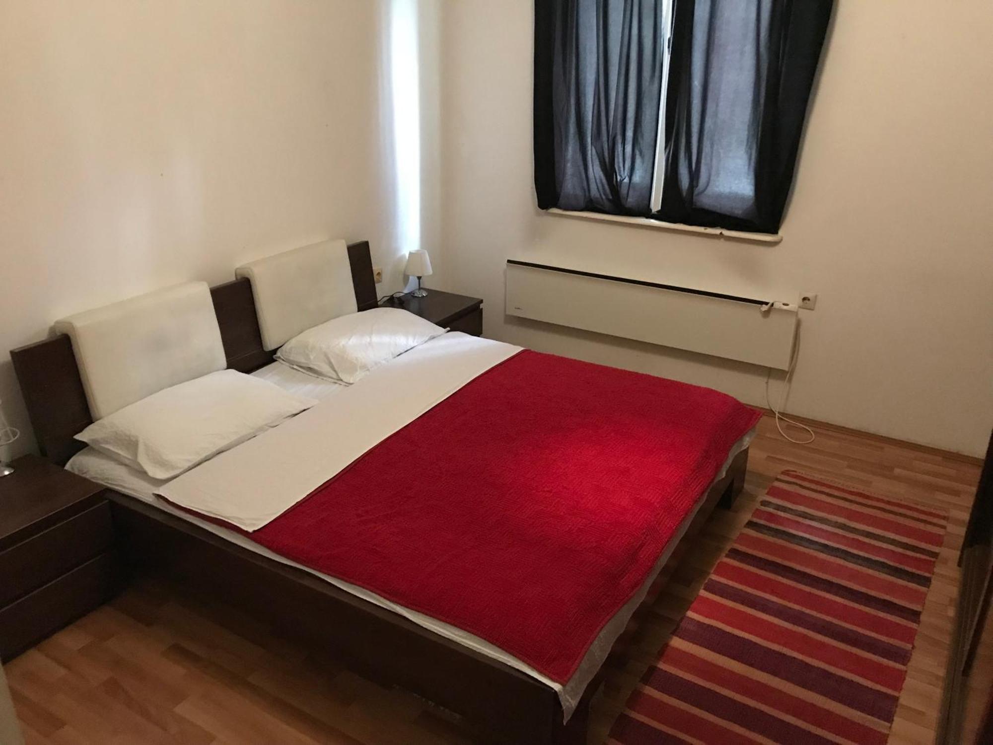 Apartament Cacak Bagian luar foto