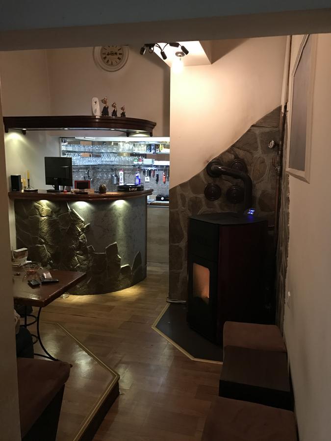 Apartament Cacak Bagian luar foto